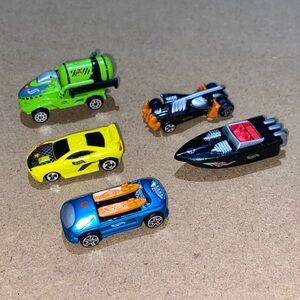 2002 HOT WHEELS Tara Toy Mini 1/87 Scale 5ea Bundle Atomix Deora Speed Boat